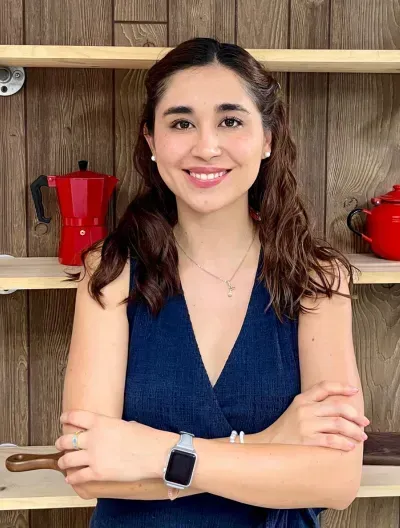 Fotografía de persona sonriente, Brianda Aguilar 